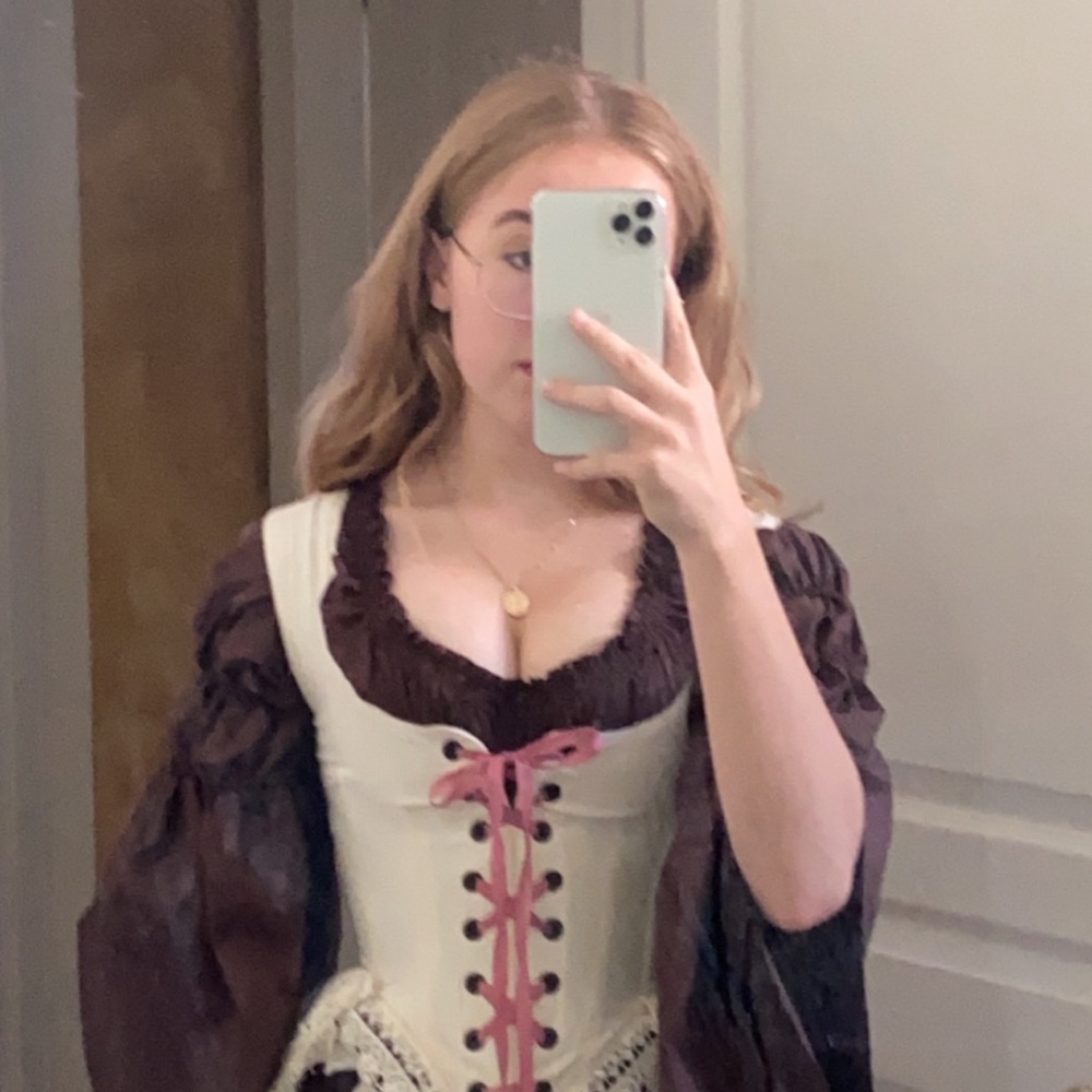 Meet your Posher, Kyra